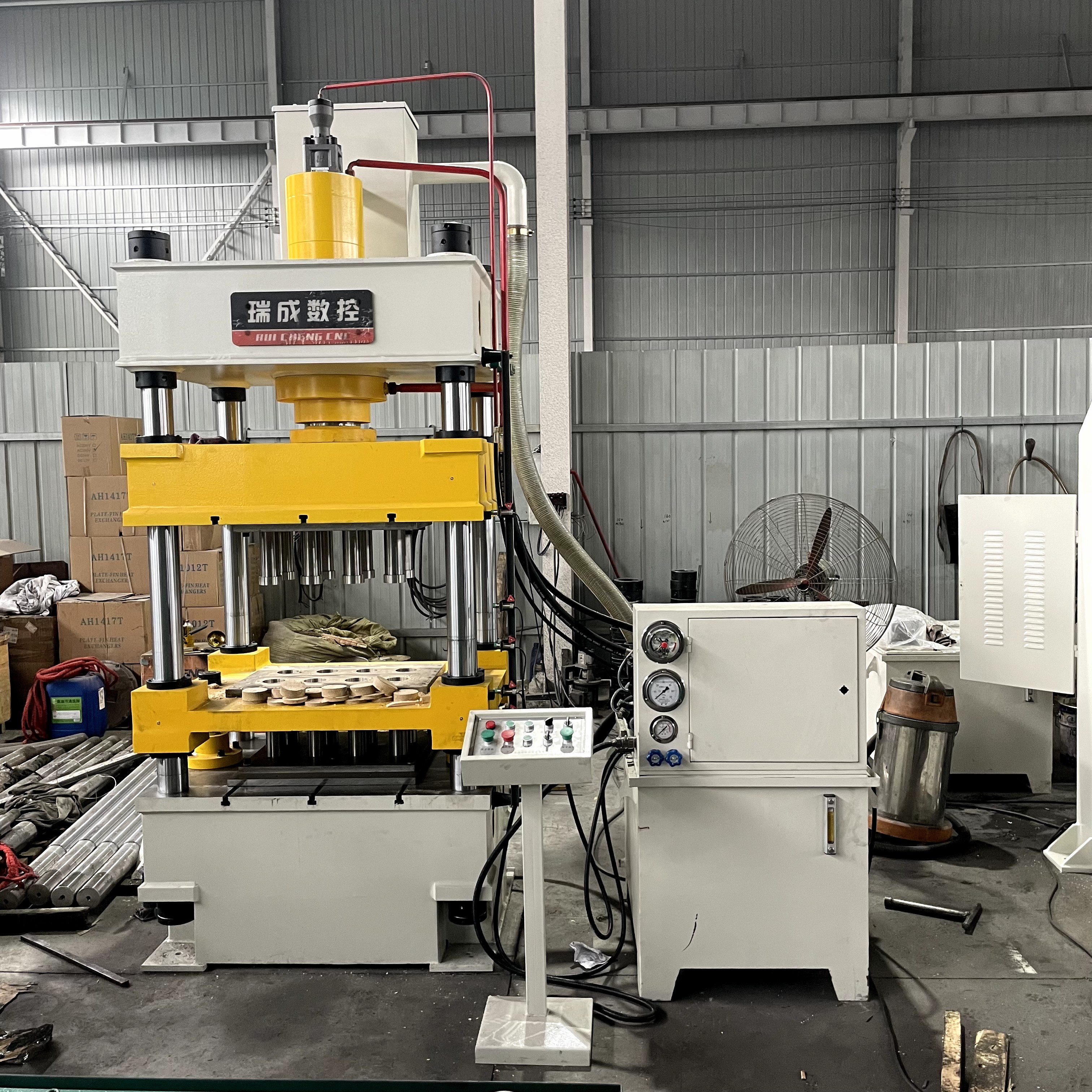 100T四梁四柱粉末成型液压机